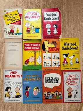 Vintage Peanuts Charles M Schulz Fawcett Crest Books 1960s 70s Lot of 11